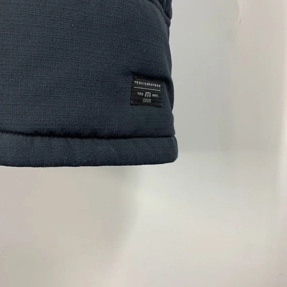 Travis Mathew Men's Cold‎ Bay TM1MW453 JIREH Branded Full Zip Quilted Vest SZ XL - Picture 5 of 14